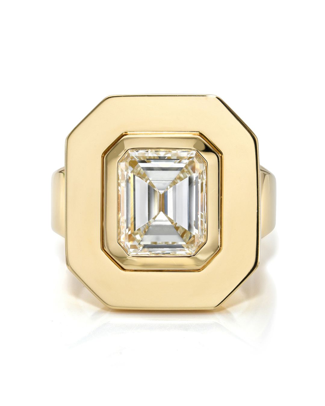 25 Bezel Engagement Rings For Every Style