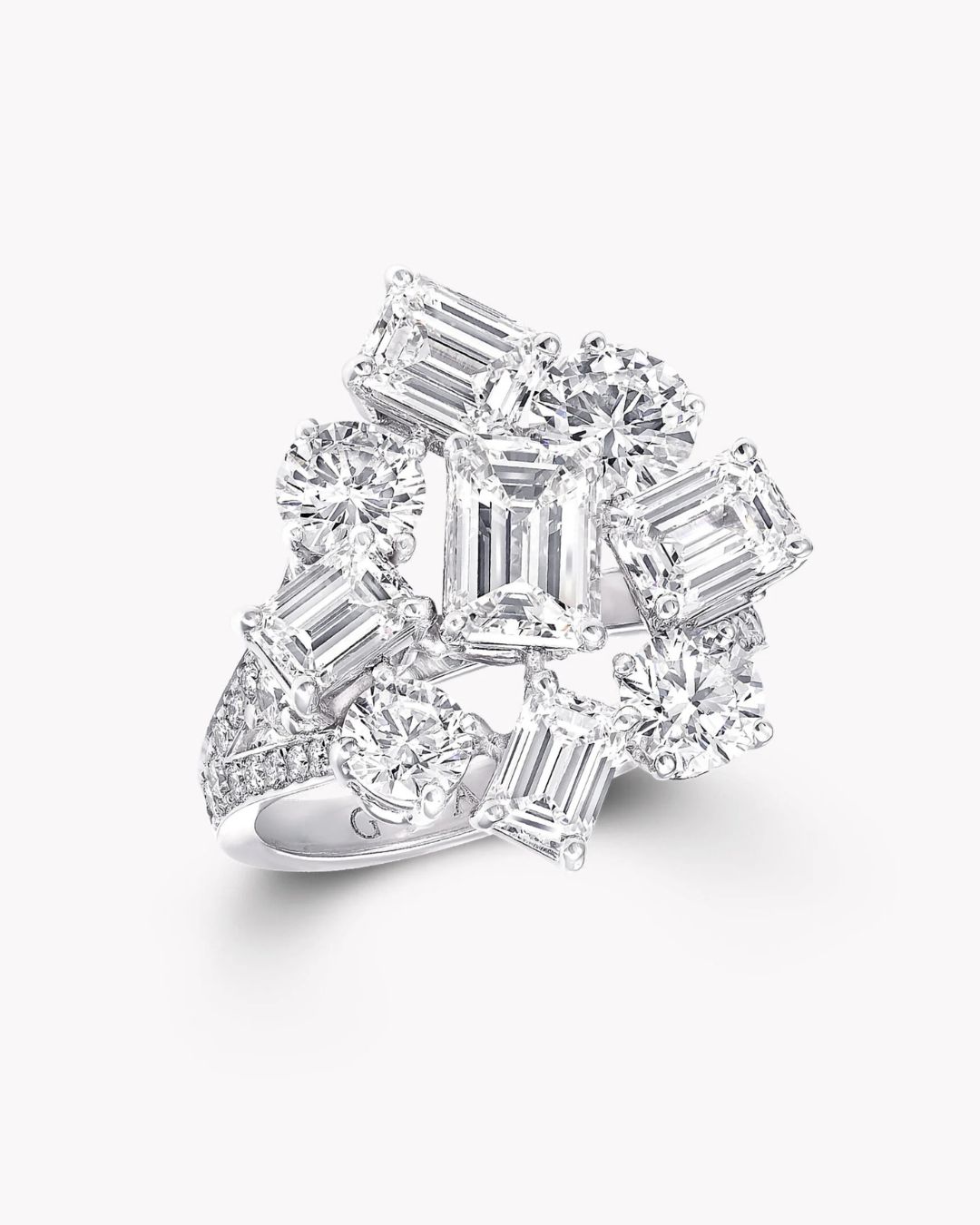 Why A Diamond Cluster Ring Is the Ultimate Thrifty Style