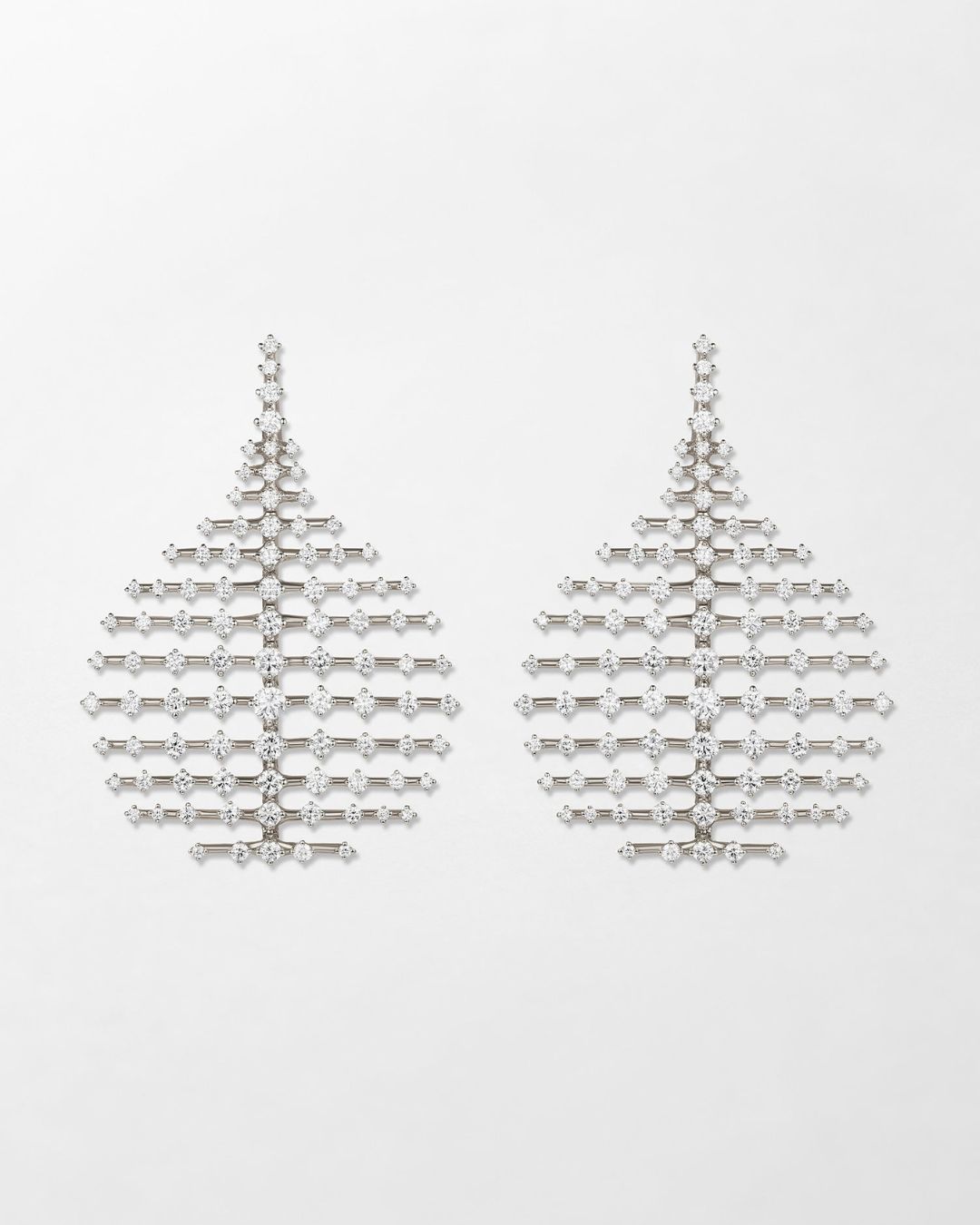 44 Superbes Boucles d'Oreilles de Mariage en Diamant pour chaque type de Mariée.