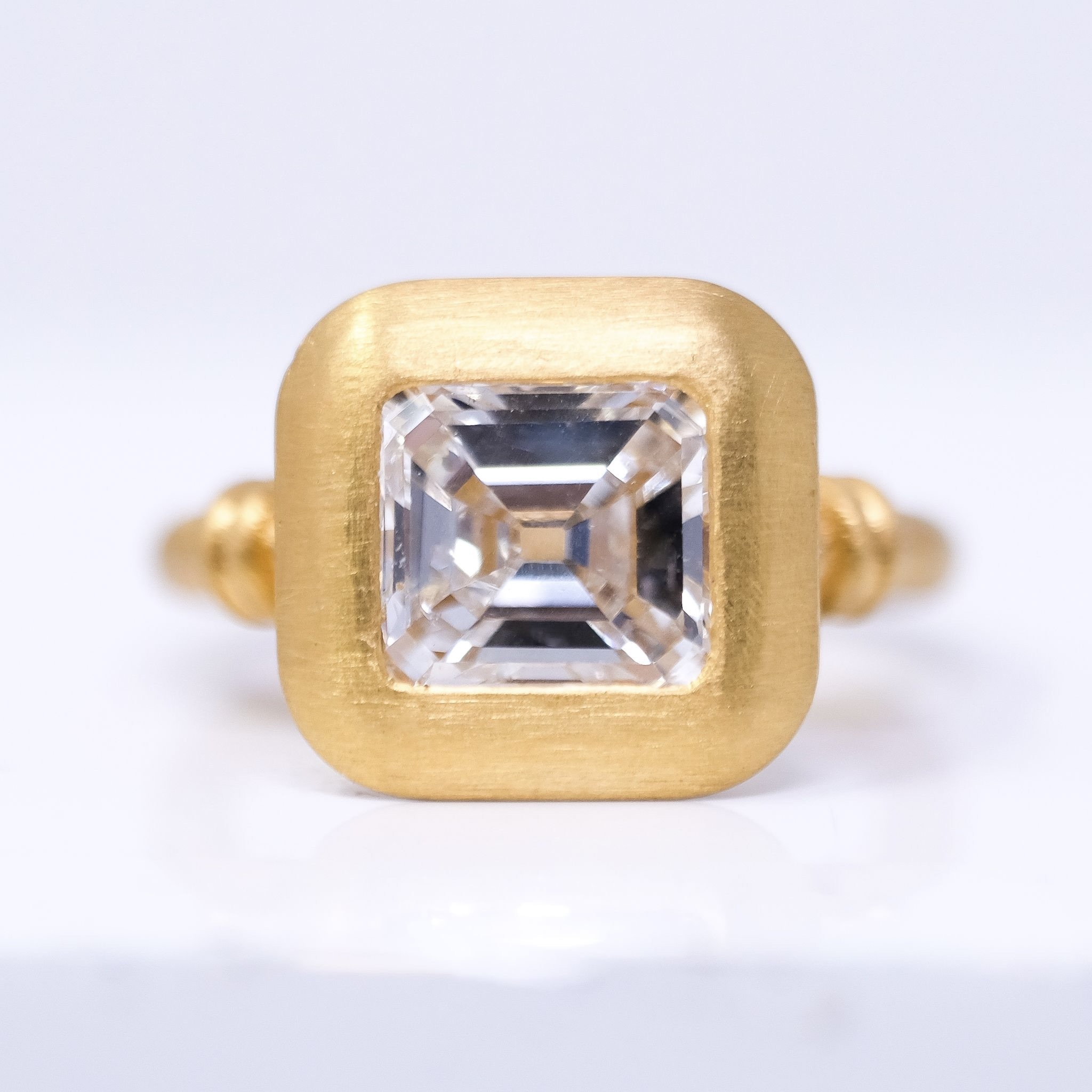 How to Find the 3 Carat Diamond Ring of Your Dreams