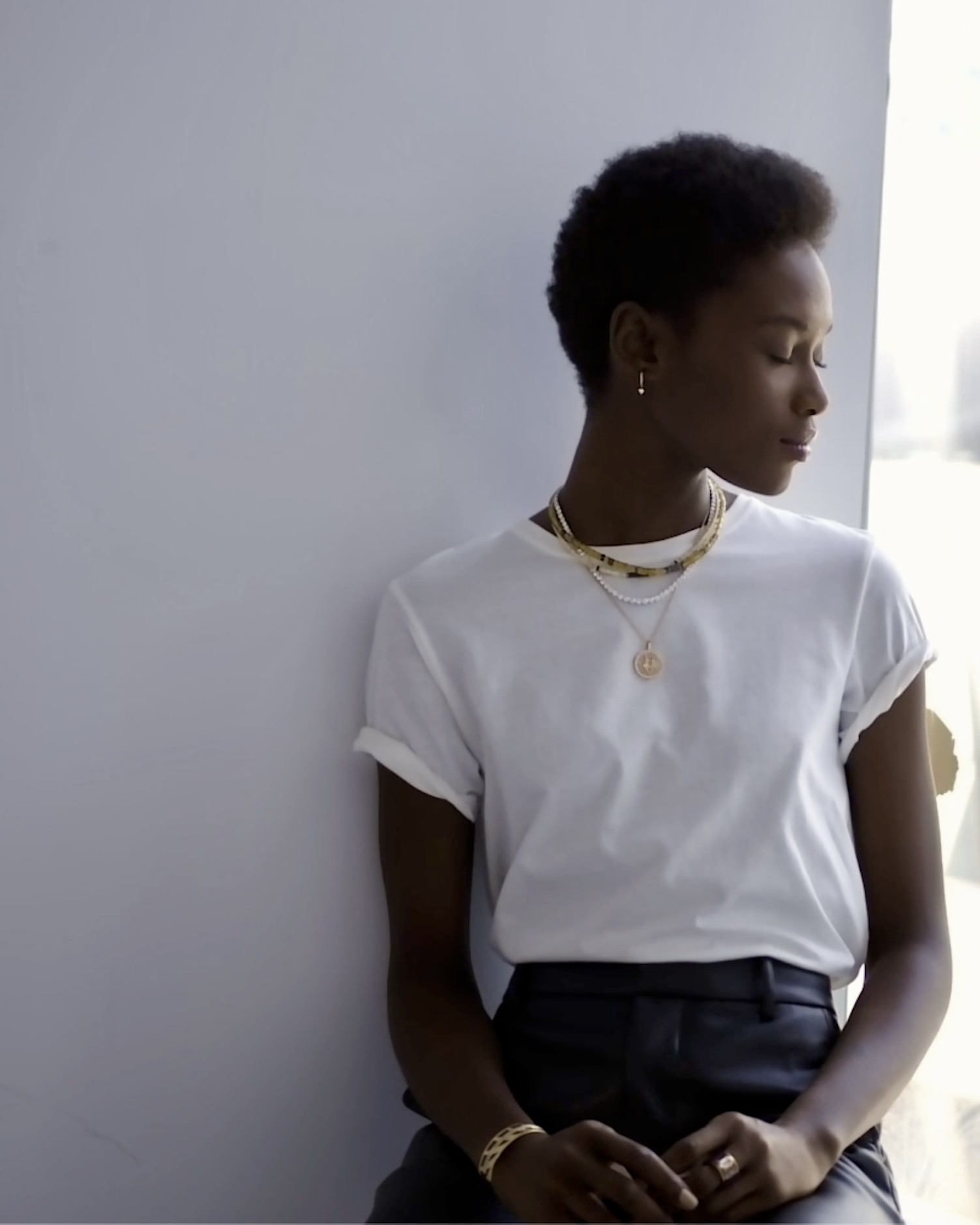 3 Stylish Ways to Master Layering Necklaces with Diamonds