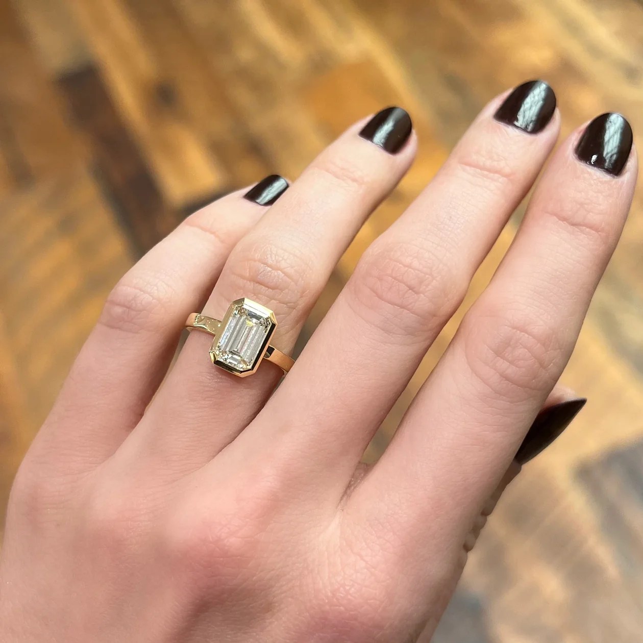 emerald cut engagement rings