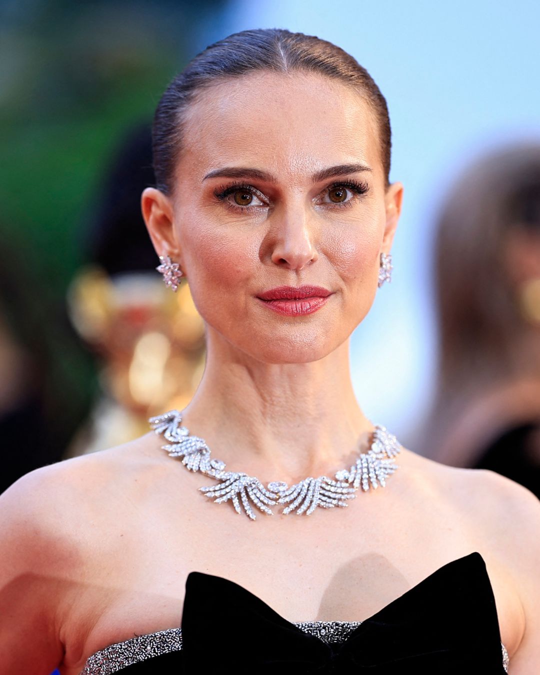 24 Best Diamond Jewellery Looks from the Cannes Film Festival 2025 17 24 Best Diamond Jewellery Looks from the Cannes Film Festival 2025