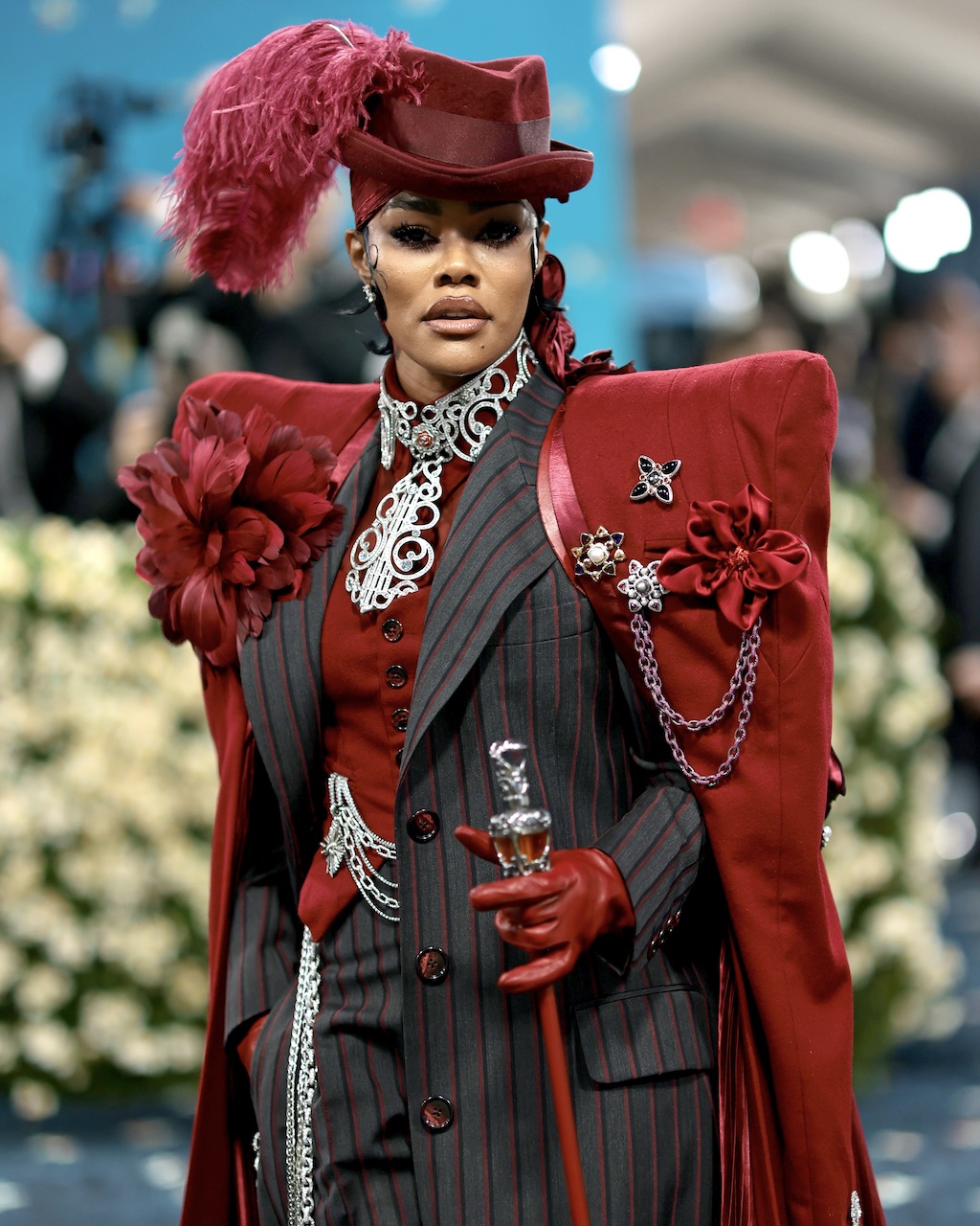 Teyana Taylor in a crimson Marc Jacobs ensemble at the 2025 Met Gala, adorned with natural diamonds and David Yurman jewelry