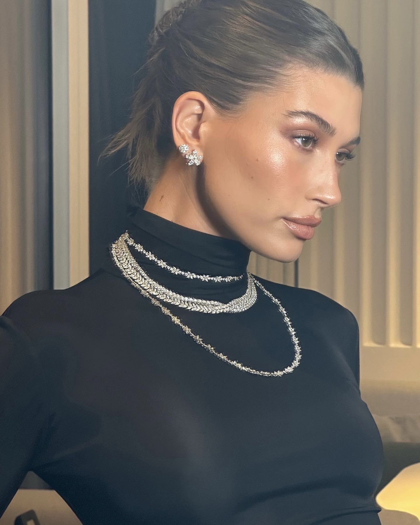Hailey Bieber layered necklaces