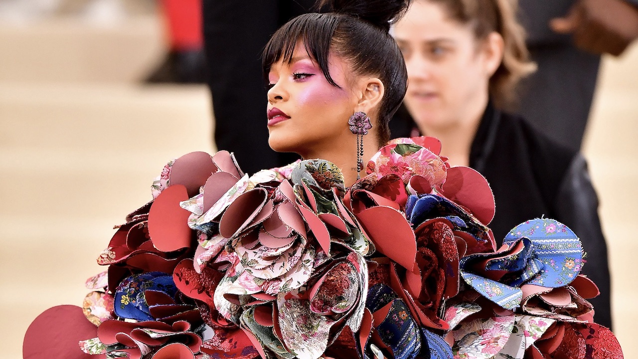 Rihanna’s Best Met Gala Diamond Jewelry Looks Over the Years 1 Rihanna’s Best Met Gala Diamond Jewelry Looks Over the Years