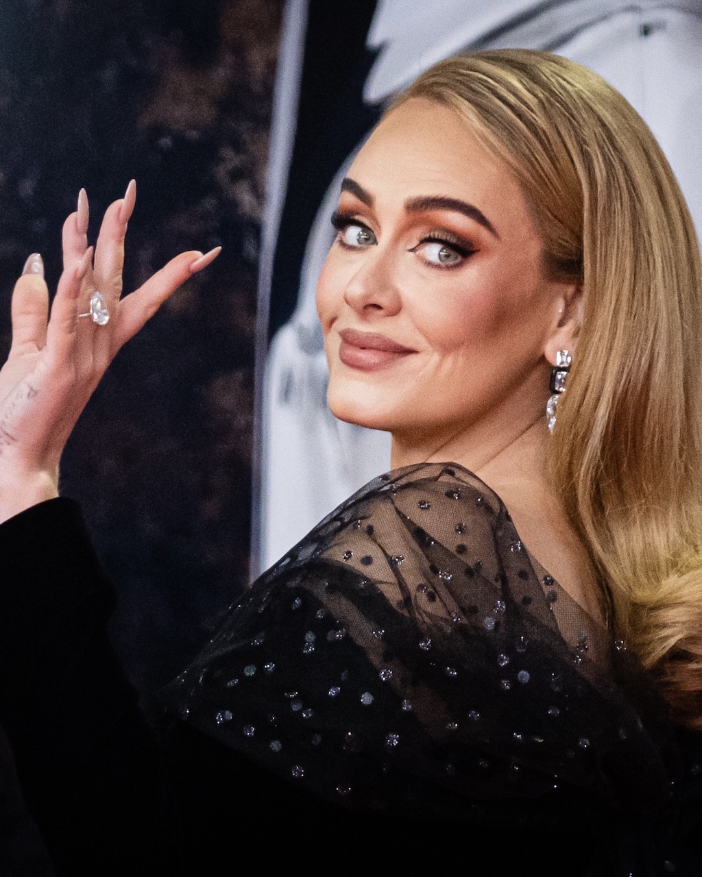 Adele's Pear Shaped Diamond Engagement Ring on the BRIT Awards Red Carpet