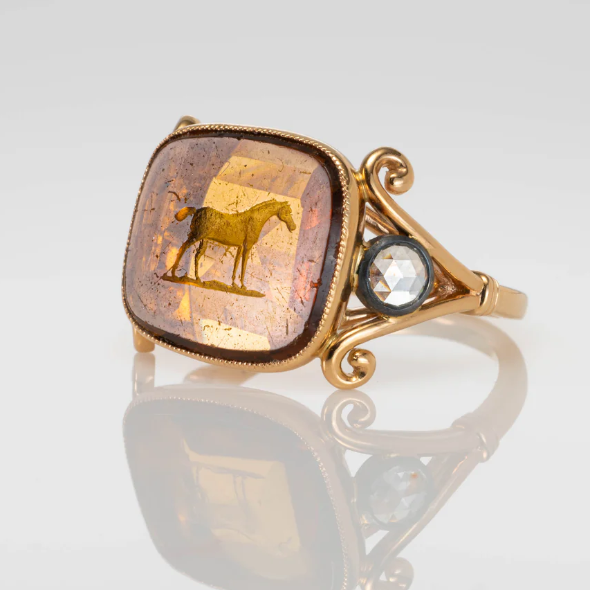 horse jewelry: diamond ring