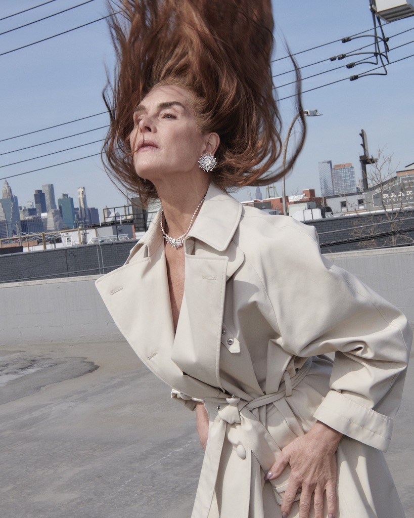 Brooke Shields on Aging, Beauty, and the Diamonds She’ll Never Give Away 4 Brooke Shields on Aging, Beauty, and the Diamonds She’ll Never Give Away