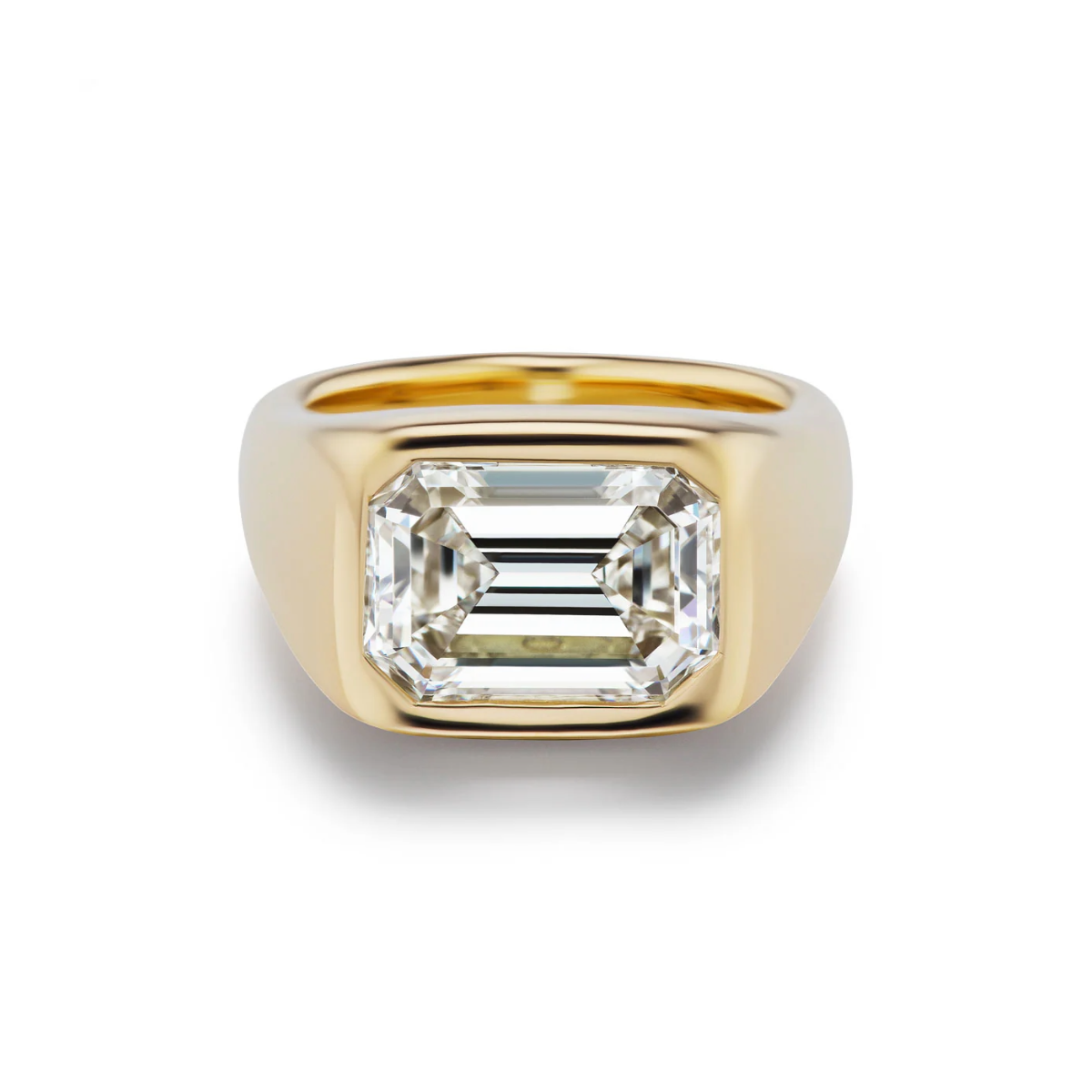 emerald cut engagement rings