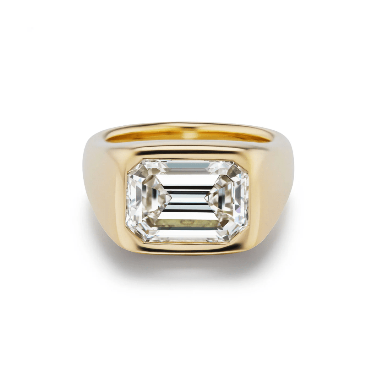 emerald cut engagement rings