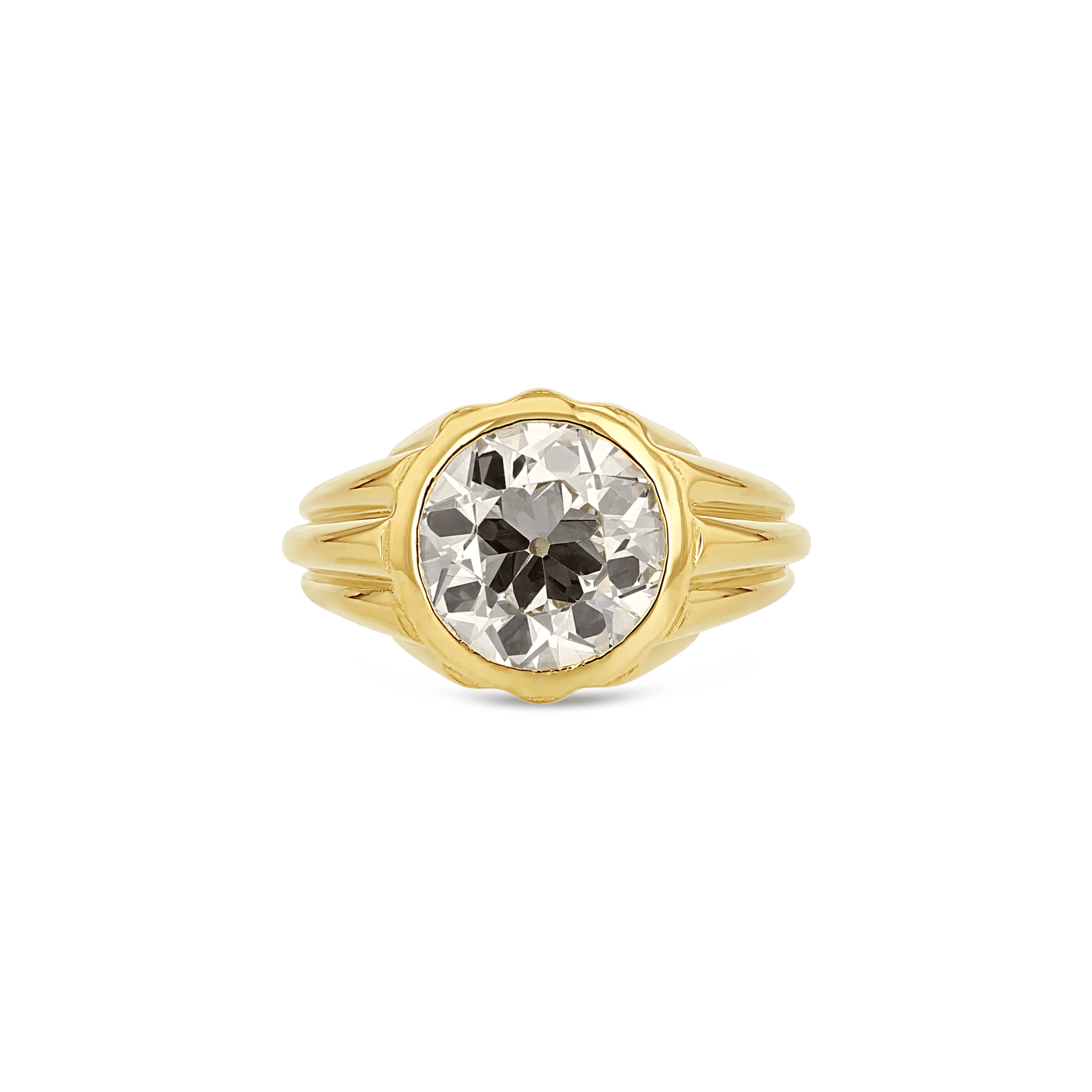 Round Engagement Rings: The Most Popular Diamond Shape
