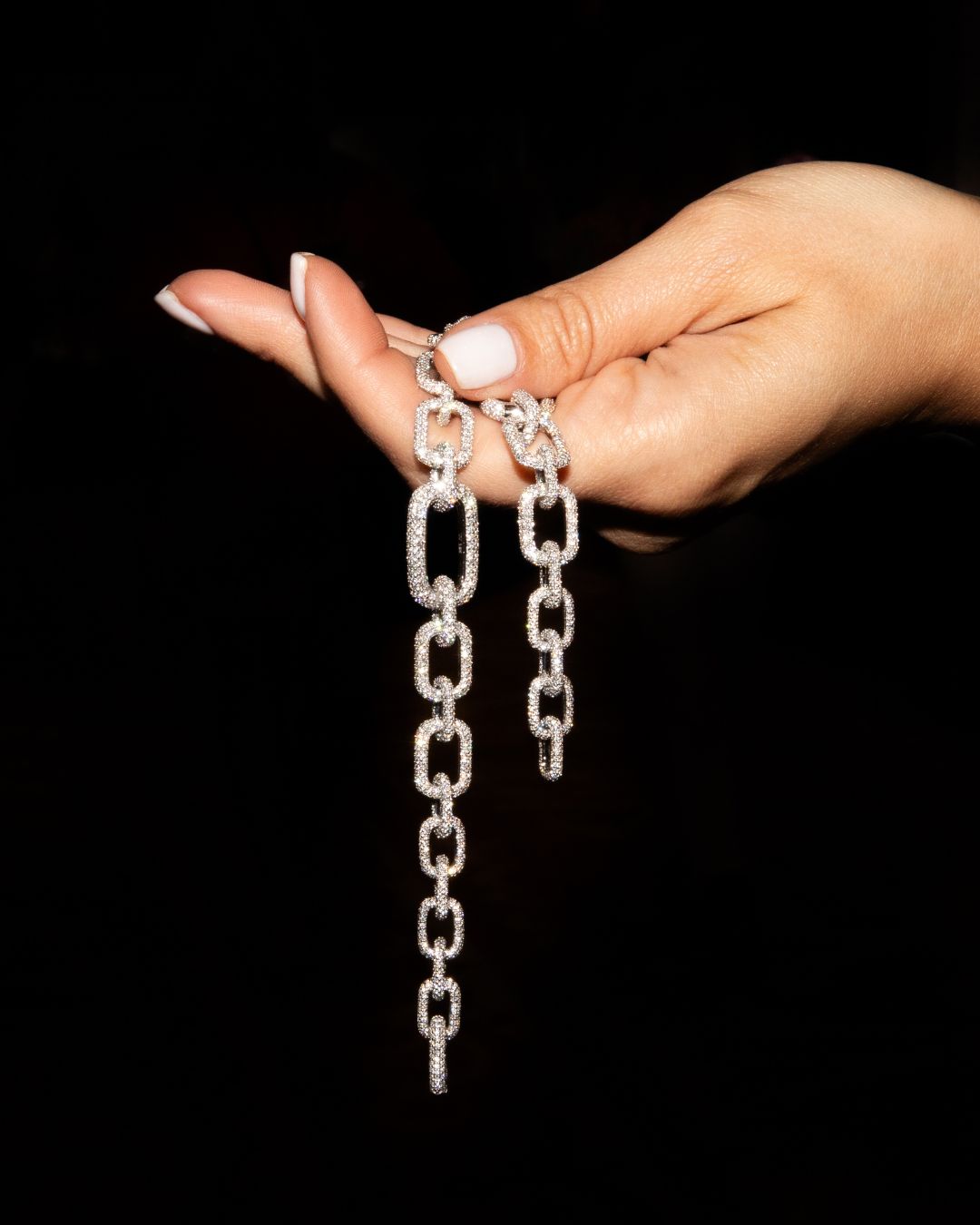 The 20 Best Diamond Pieces Spotted at COUTURE 2025 16 The 20 Best Diamond Pieces Spotted at COUTURE 2025