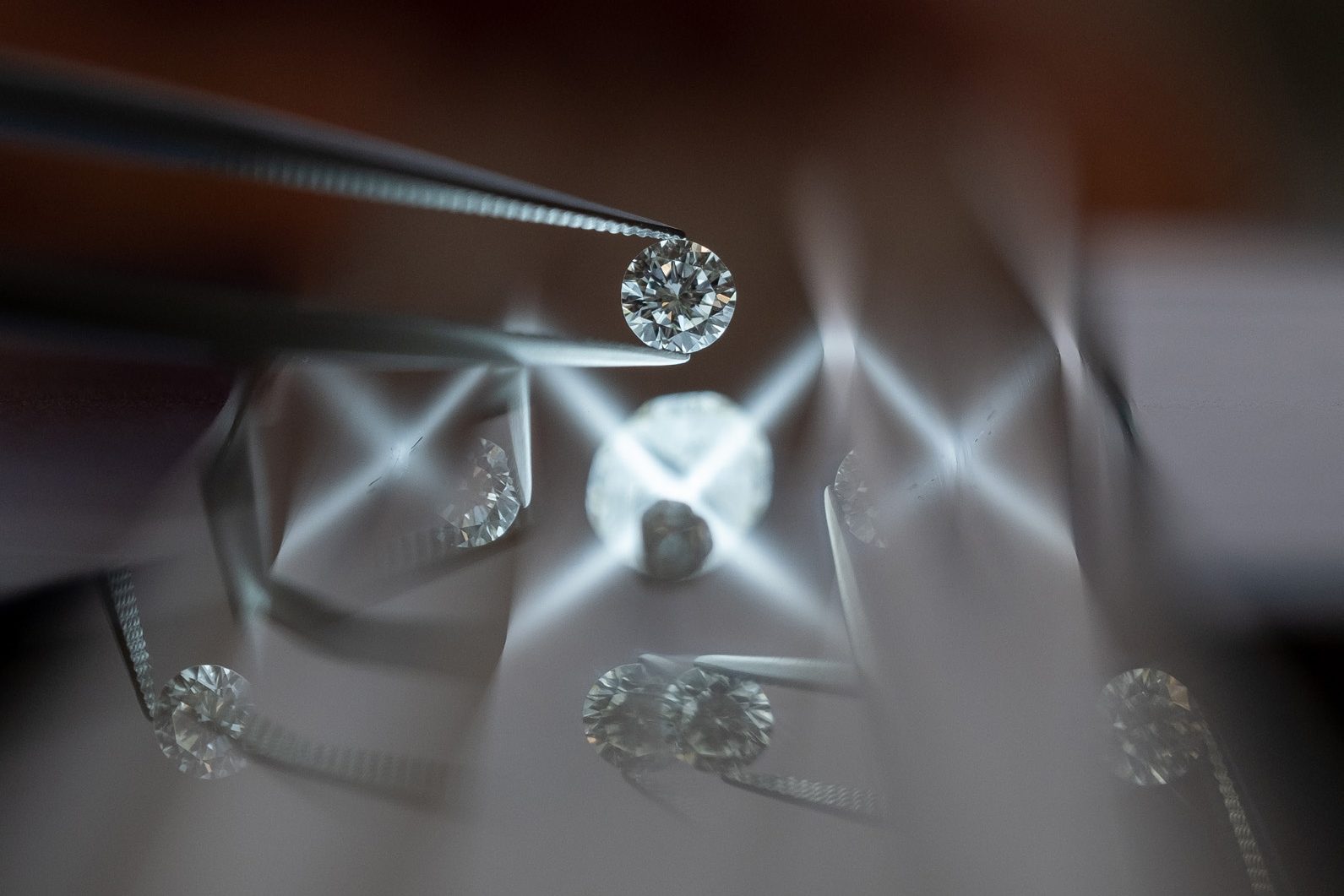 Diamond Reports: Laboratory-Grown Diamond Facts 8 Diamond Reports: Laboratory-Grown Diamond Facts