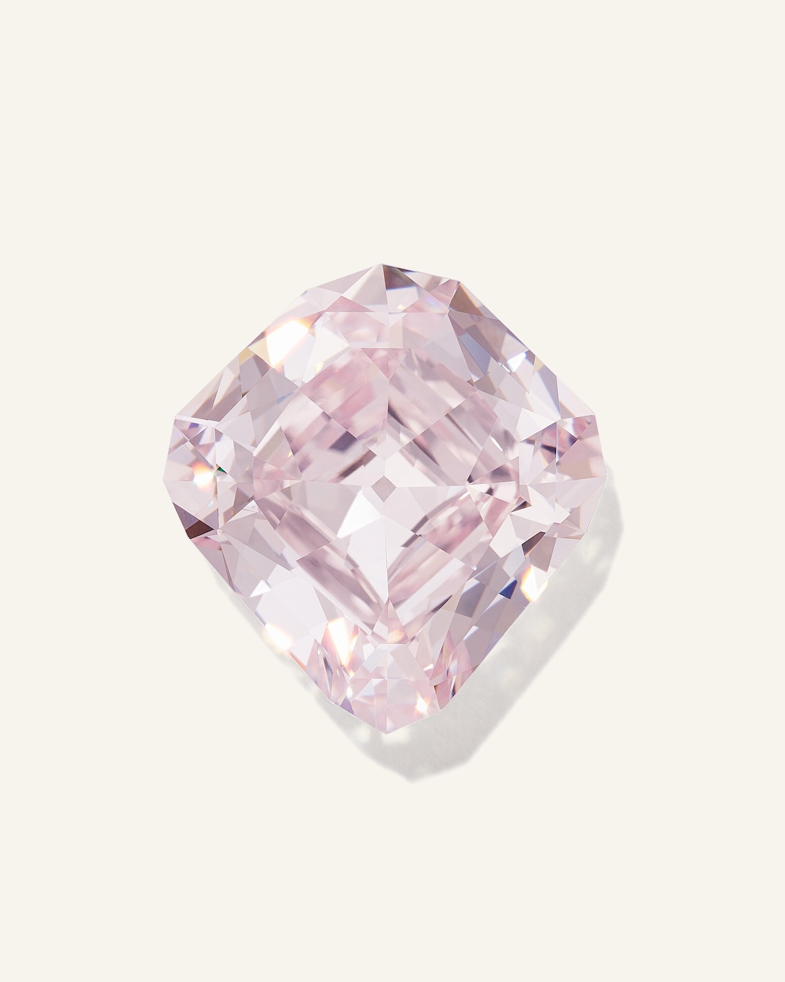 The Marie-Thérèse Pink Diamond (Photography by Steven DeVilbiss)
