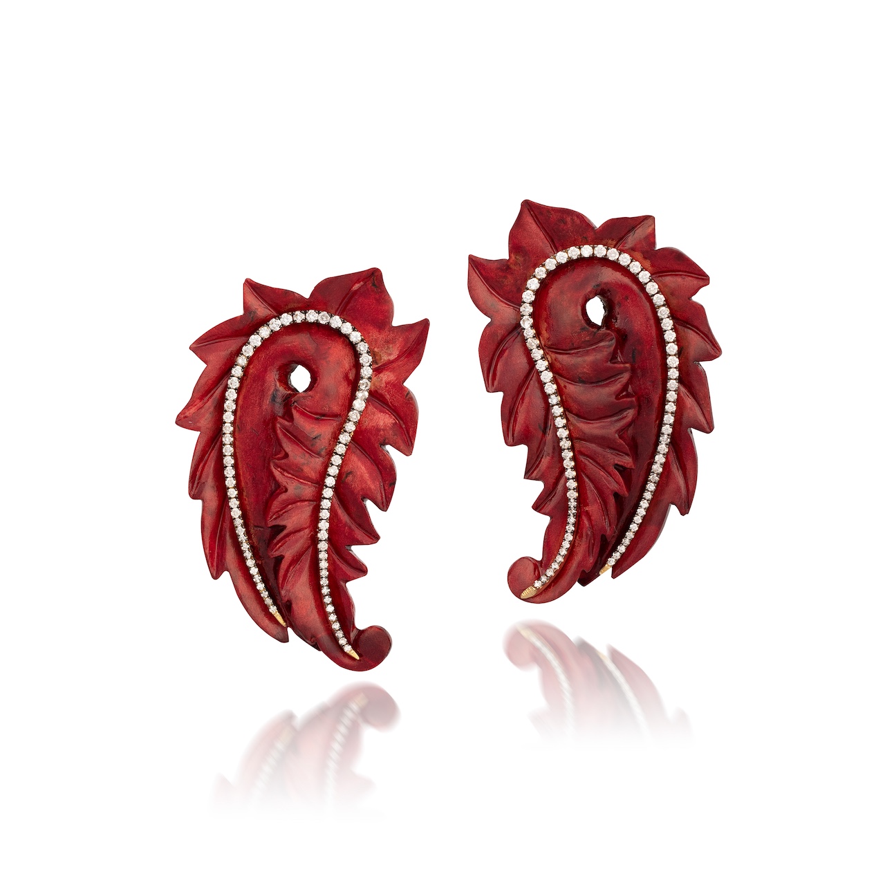 Perfect Pairing: Natural Diamonds and Wood Jewelry