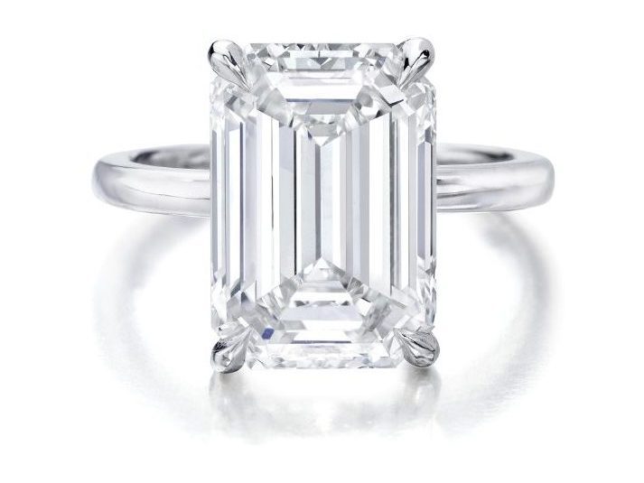 Phillips Auction white diamond