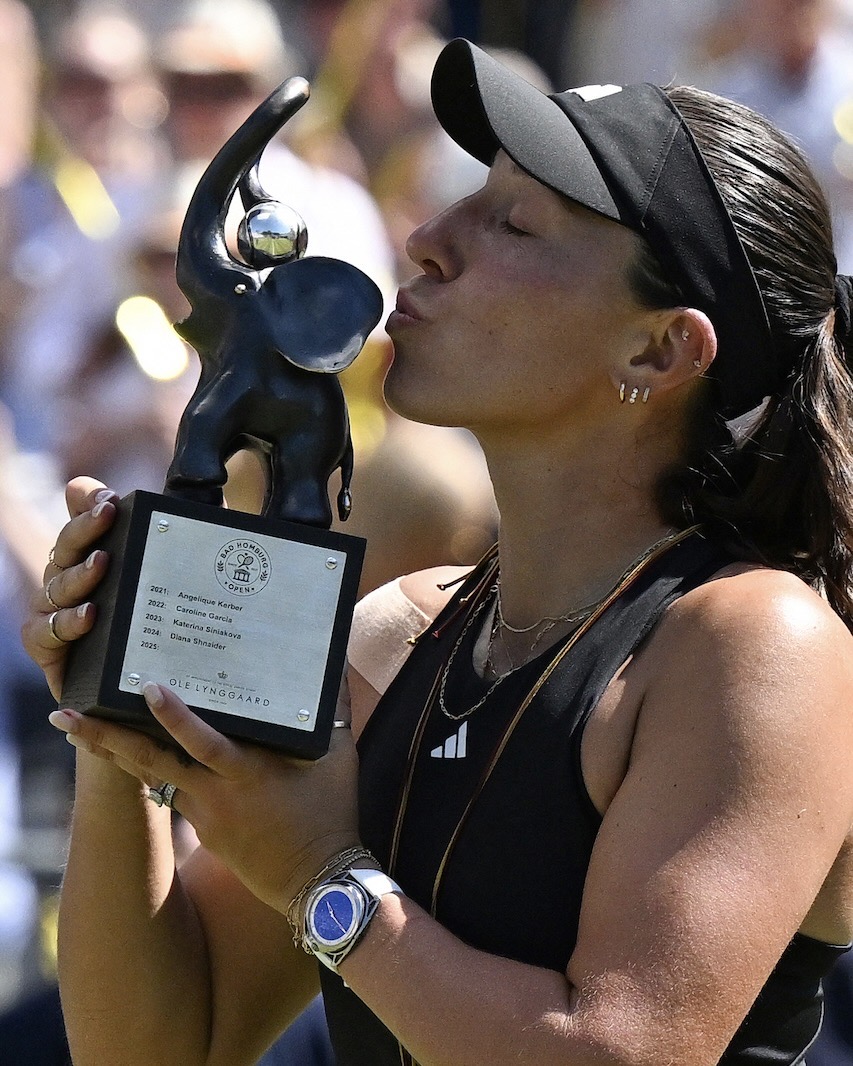tennis season jewelry: Jessica Pegula