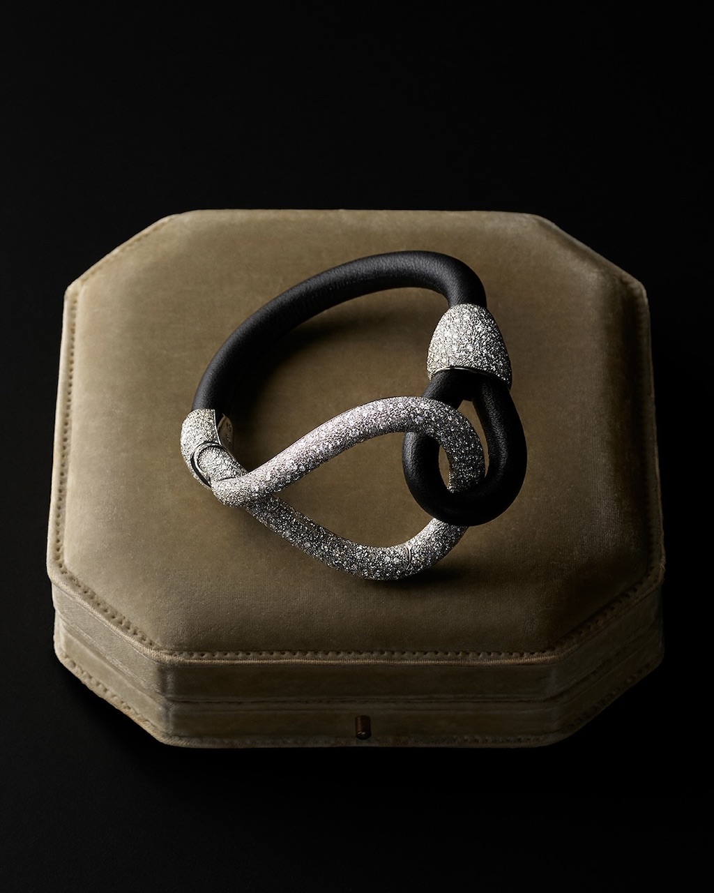 Gucci x Pomellato Monili high jewelry collaboration 