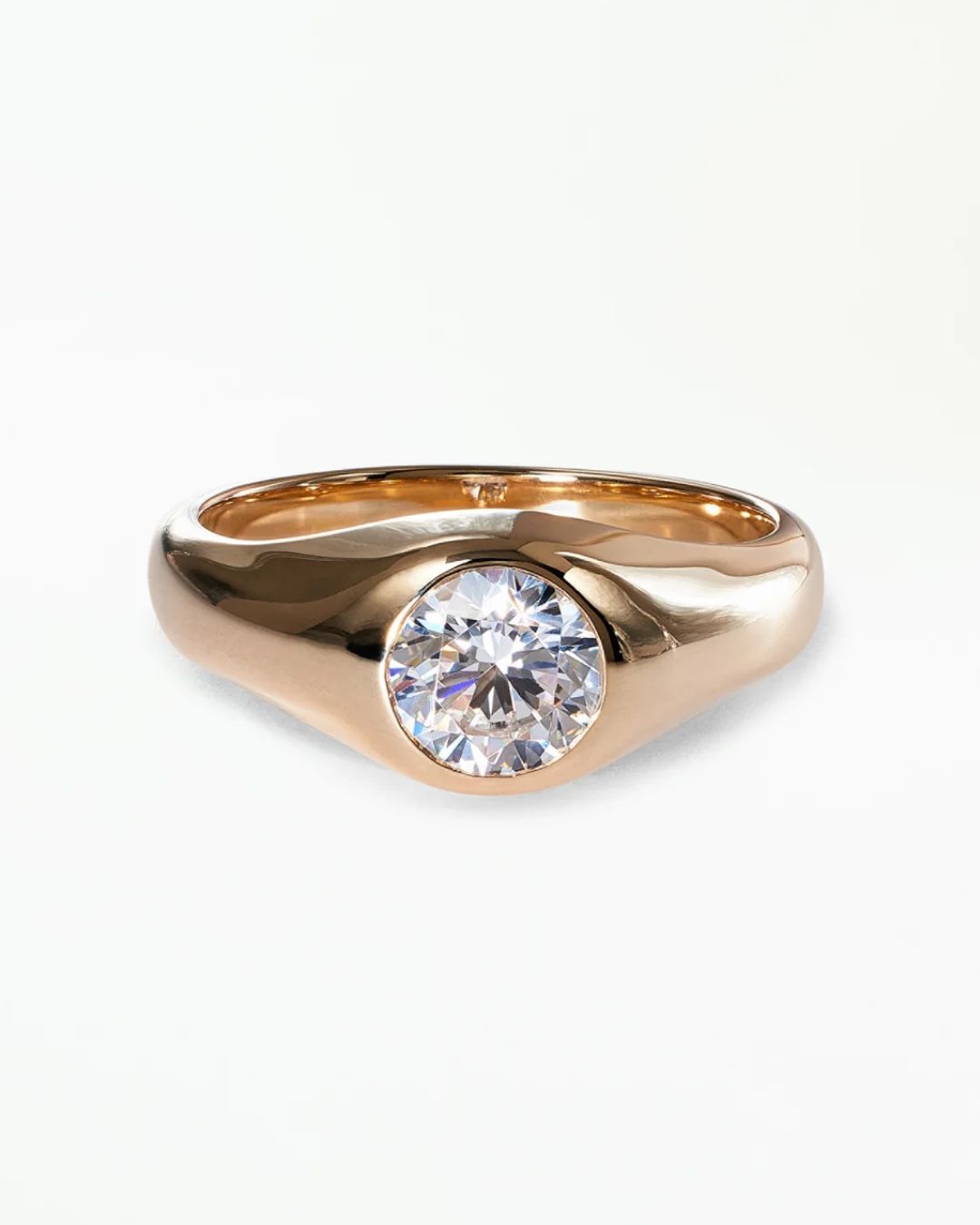 Why the Signet Ring Is the Perfect Unisex Accent Piece