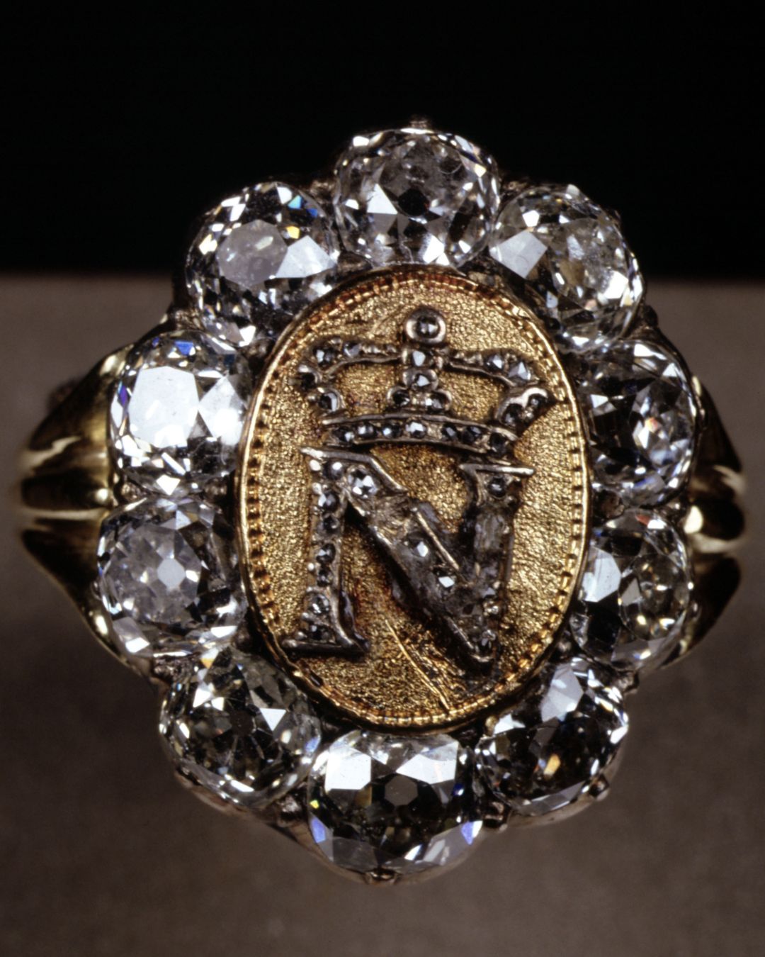 Why the Signet Ring Is the Perfect Unisex Accent Piece 4 Nitot (today known as Chaumet) signet ring with the Napoleon monogram circa 1809