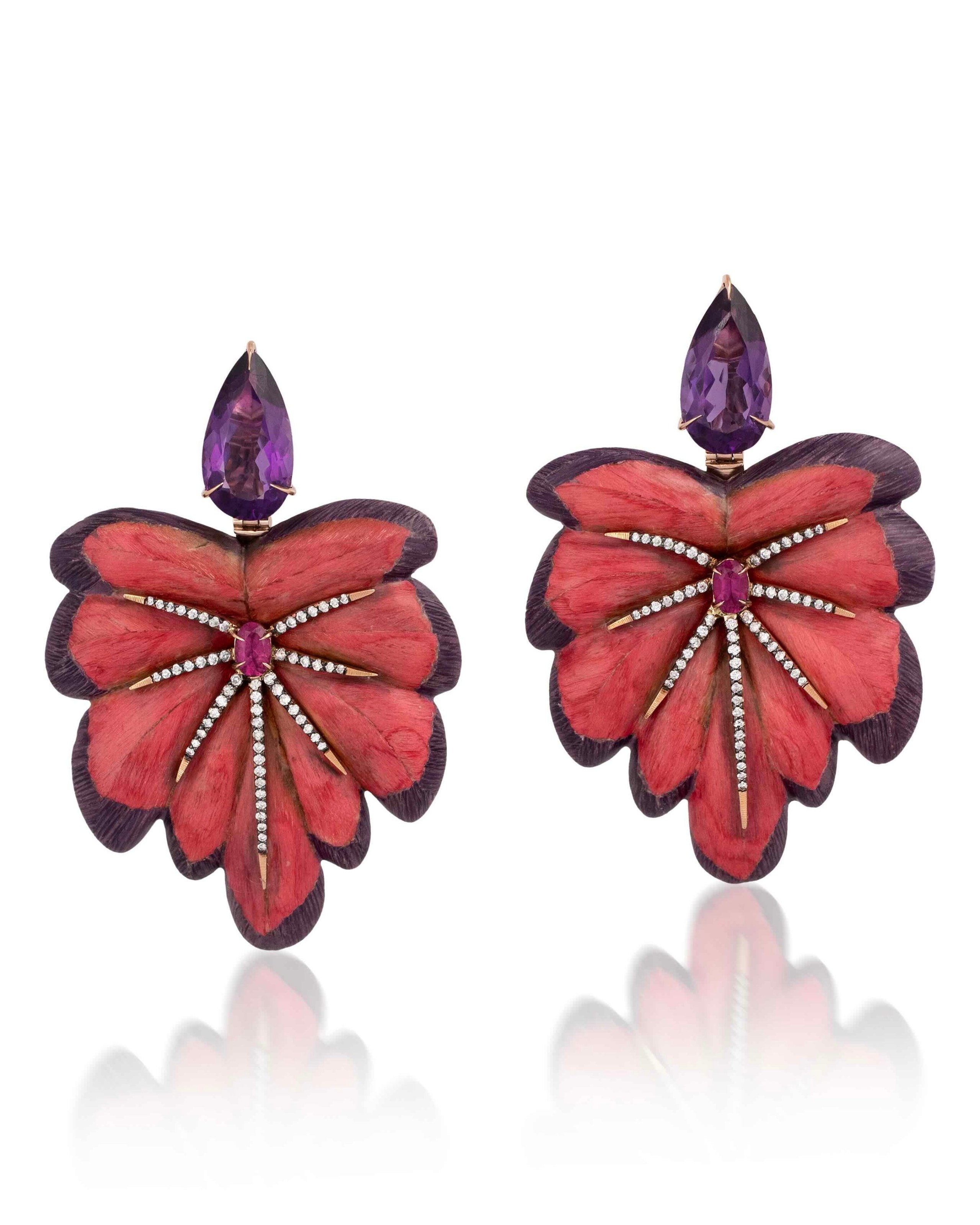 Perfect Pairing: Natural Diamonds and Wood Jewelry 12 Perfect Pairing: Natural Diamonds and Wood Jewelry