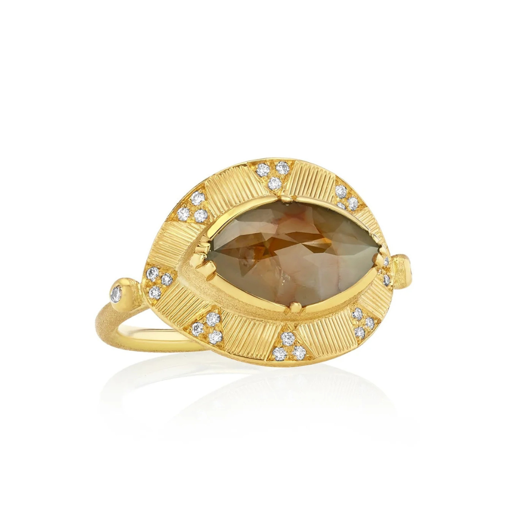 How to Find Engraved Rings with Deep Meaning and Personal Significance
