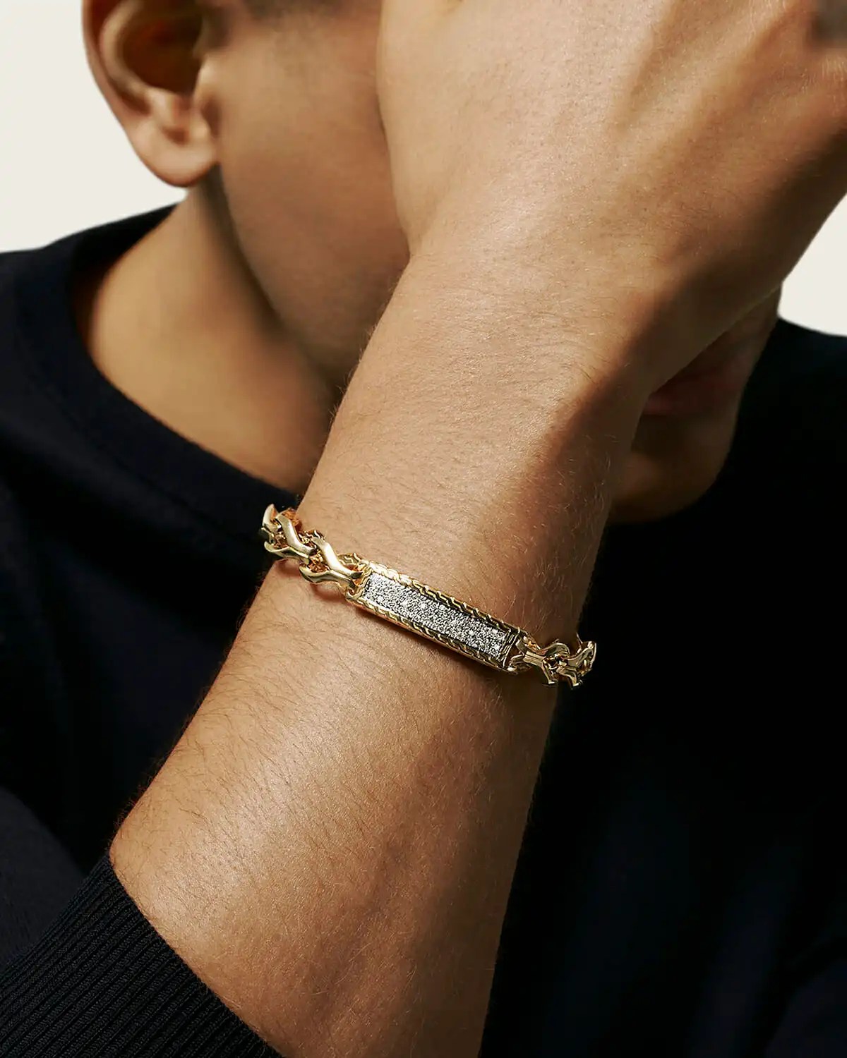 Diamond Bracelets: How to Choose the Perfect One
