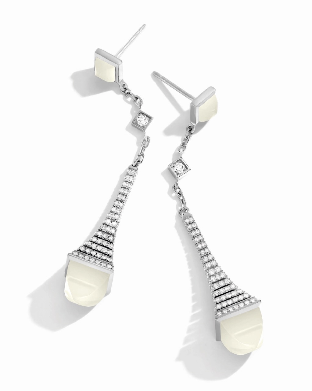 Tate McRae Wore MARLI New York Jewels to the 2025 MTV VMAs