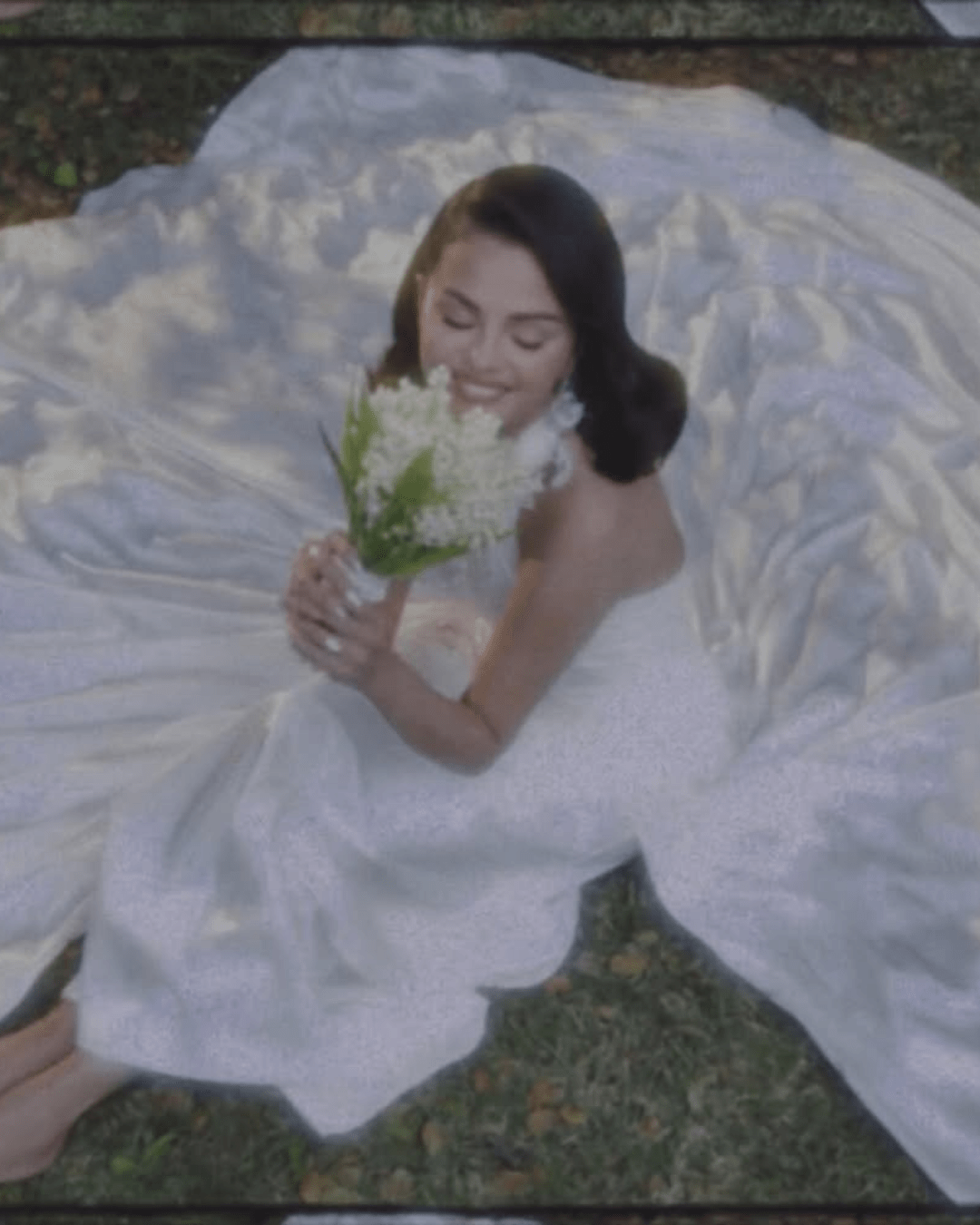 Selena Gomez and Benny Blanco Chose the Perfect Wedding Jewels for Their Personalities 6 selena gomez and benny blanco wedding