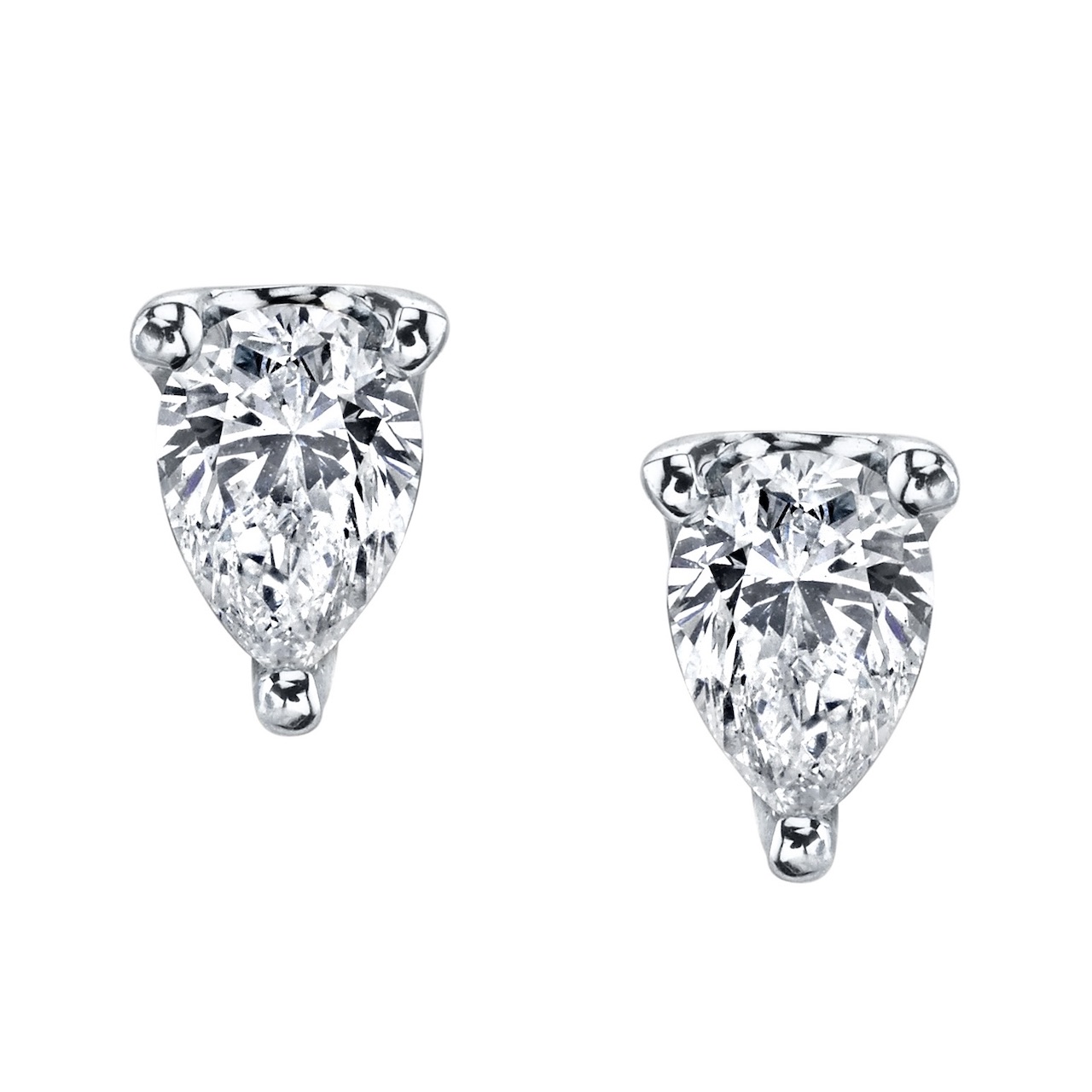 Yes, Affordable Diamond Jewelry Exists—And It Starts at $175 26 Yes, Affordable Diamond Jewelry Exists—And It Starts at $175