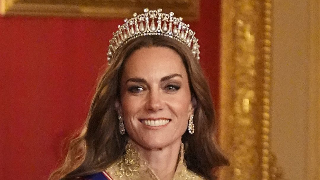State Banquet Kate Middleton Lovers Knot tiara