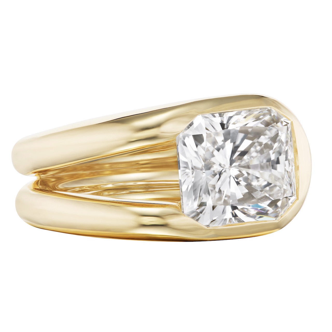 Heidi Farrugia's Engagement Ring Redesign by Uniform Object