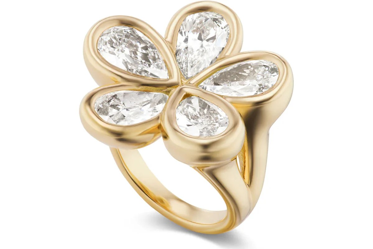 floral ring with diamond petals
