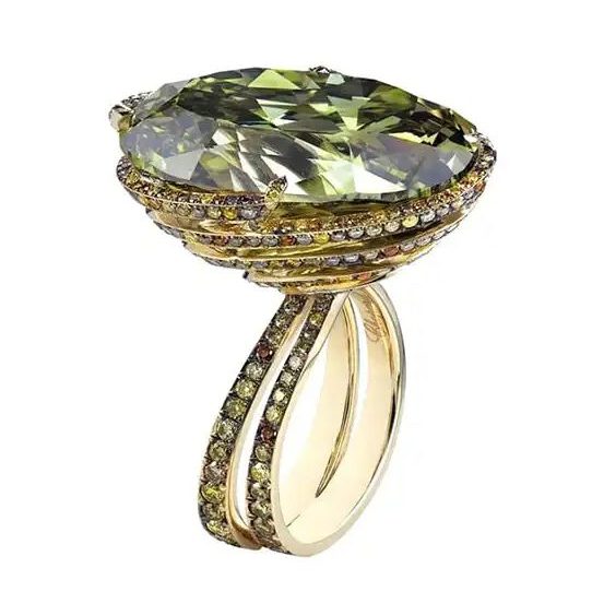 Chameleon Diamonds: The Color-Changing Gems You Have to See to Believe