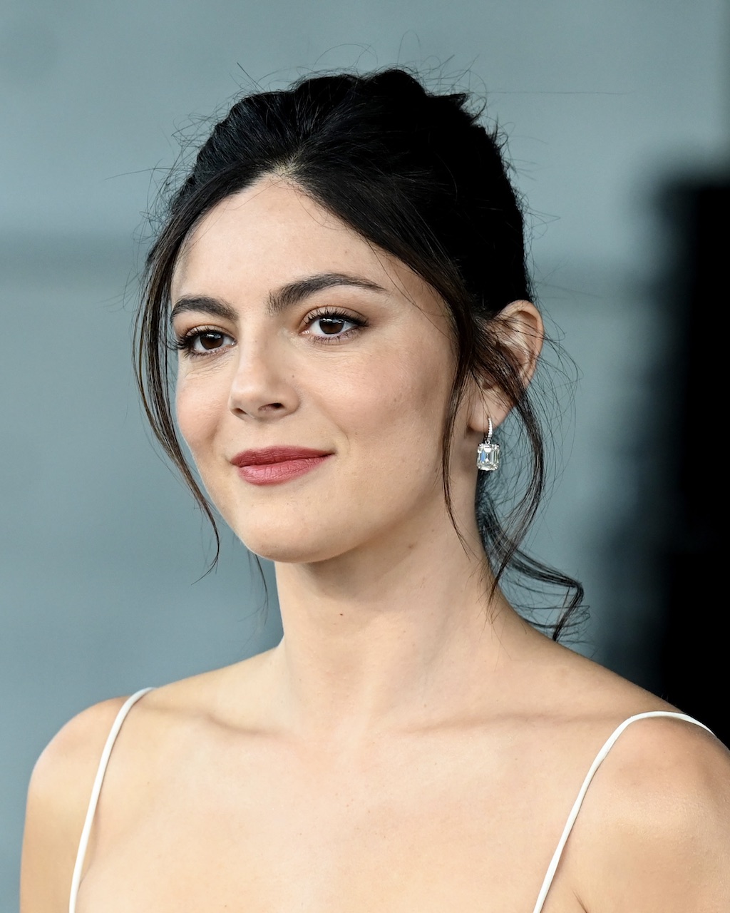 The Best Jewelry Moments of the 2025 Academy Museum Gala 23 Monica Barbaro attended the 2025 Academy Museum Gala in De Beers pave emerald-cut diamond drop sleeper earrings