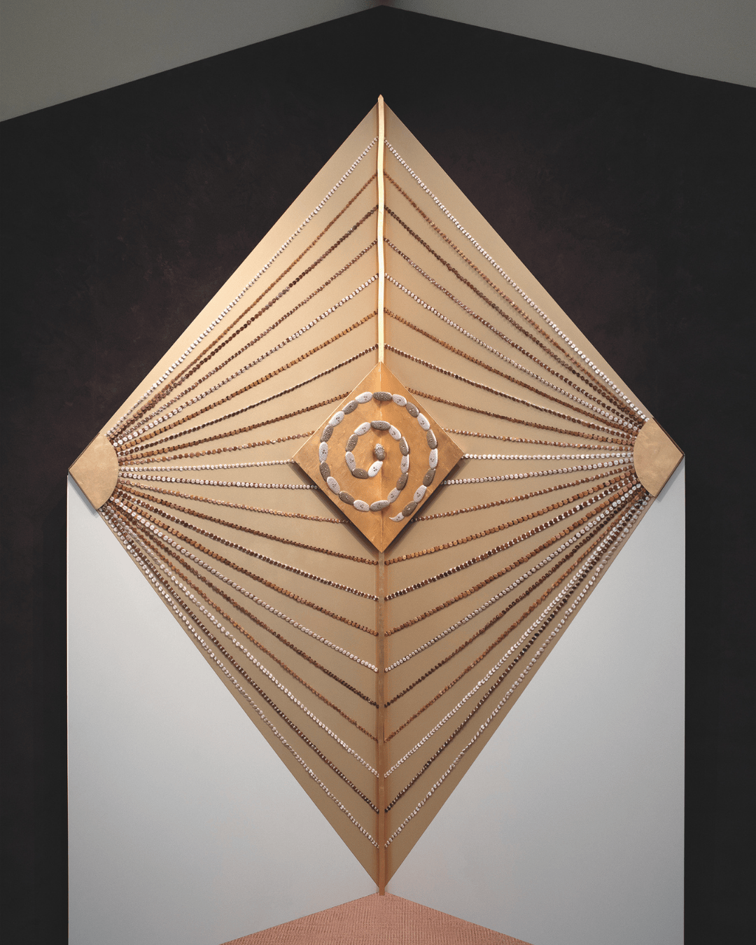 De Beers Debuts a New Diamond Exhibition at Frieze Masters 4 Frieze Masters De Beers