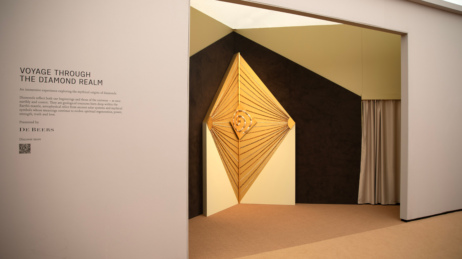 De Beers Debuts a New Diamond Exhibition at Frieze Masters 1 Frieze Masters