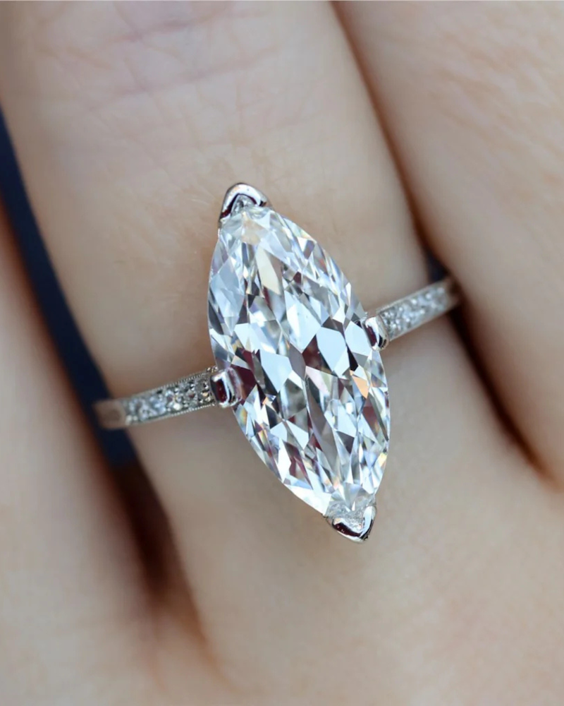 The Moval Cut: Discover the Rare Hybrid Diamond Shape 3 moval engagement ring