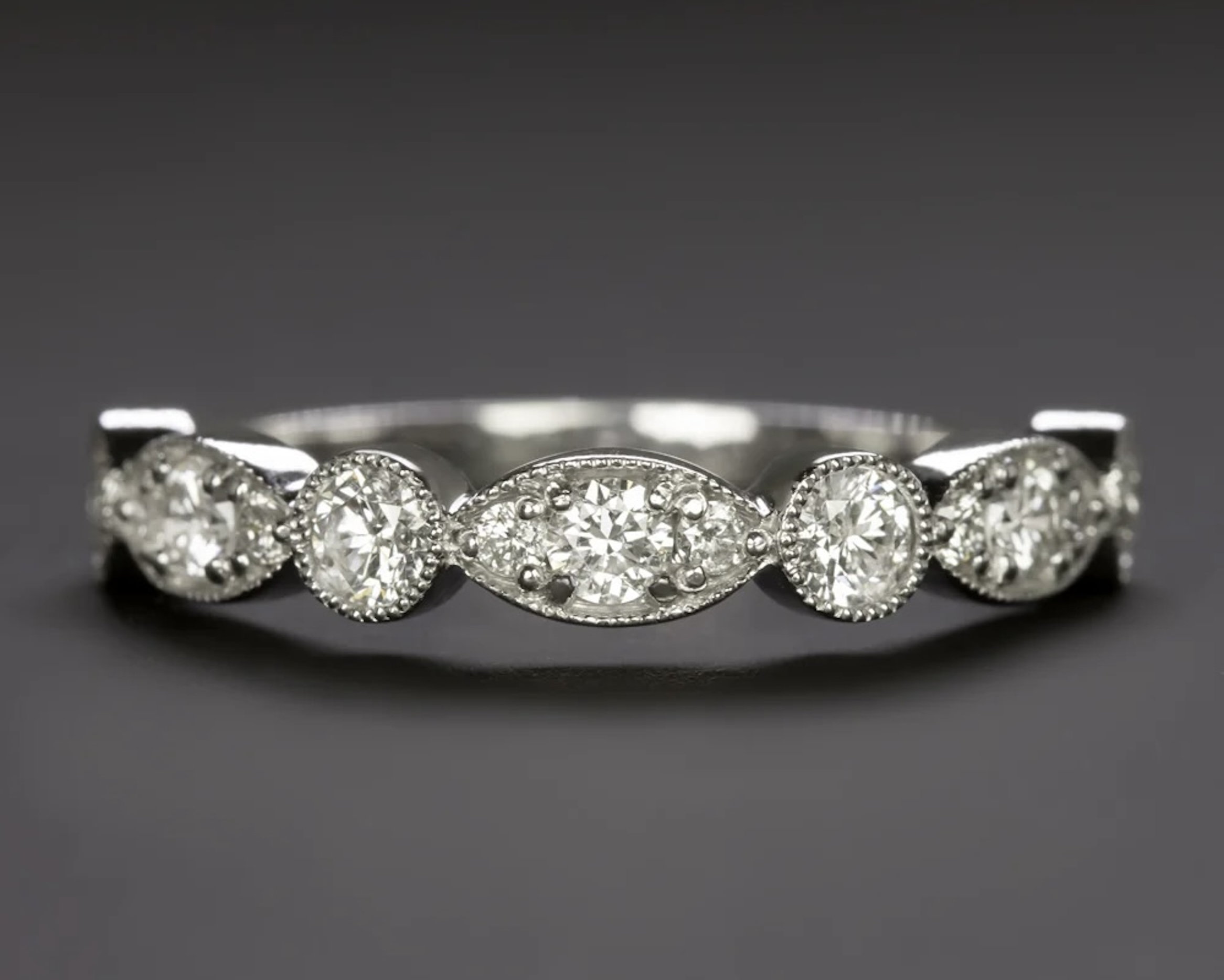 VIntage inspired wedding band, wedding band trends 2025