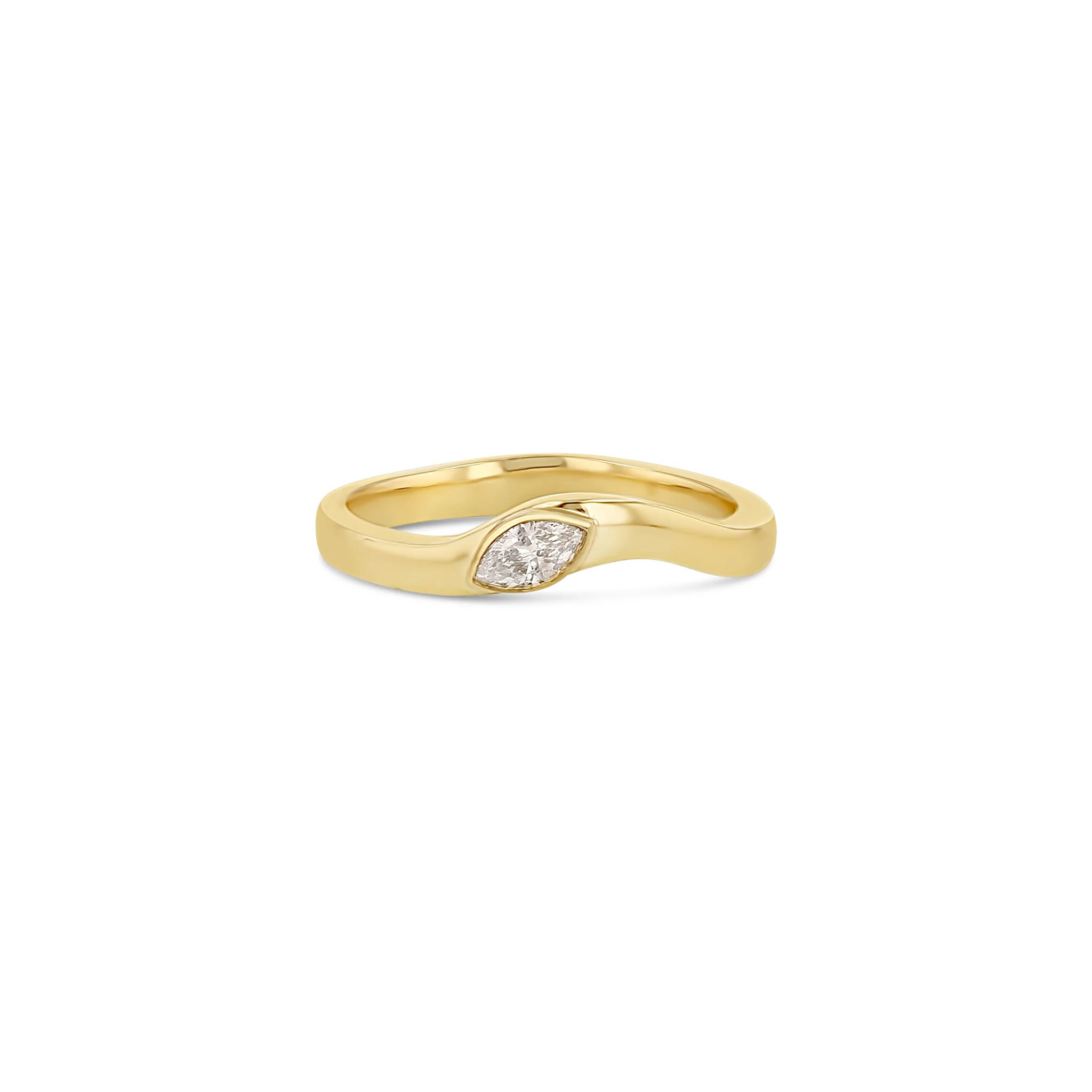 Maruis style wave wedding ring band