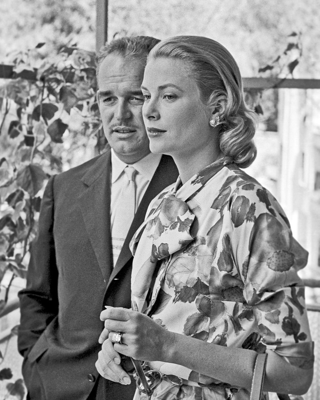 Grace Kelly Set the Trend For Emerald-Cut Diamond Engagement Rings 4 Grace Kelly engagement ring