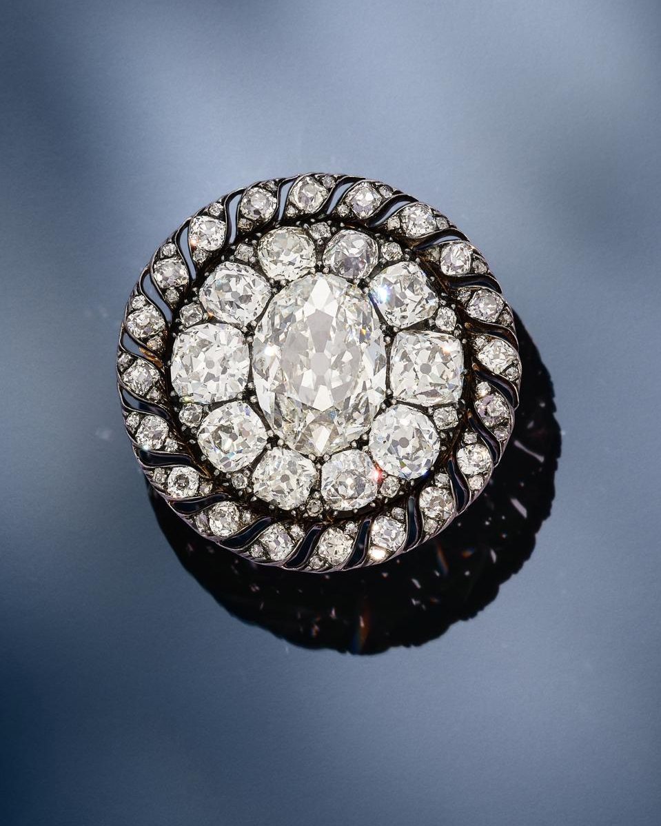 Napoleon's Diamond brooch will be up for auction at Sotheby's Royal & Noble Jewels Sale With an Estimate $150,000 – $250,000.