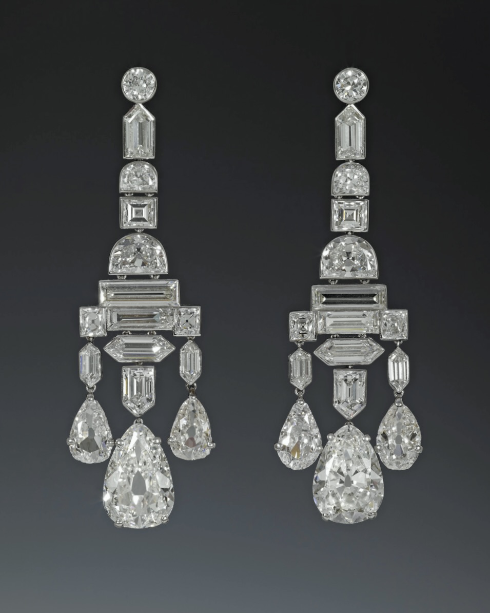 The Greville Chandelier Earrings (Royal Collection Trust)