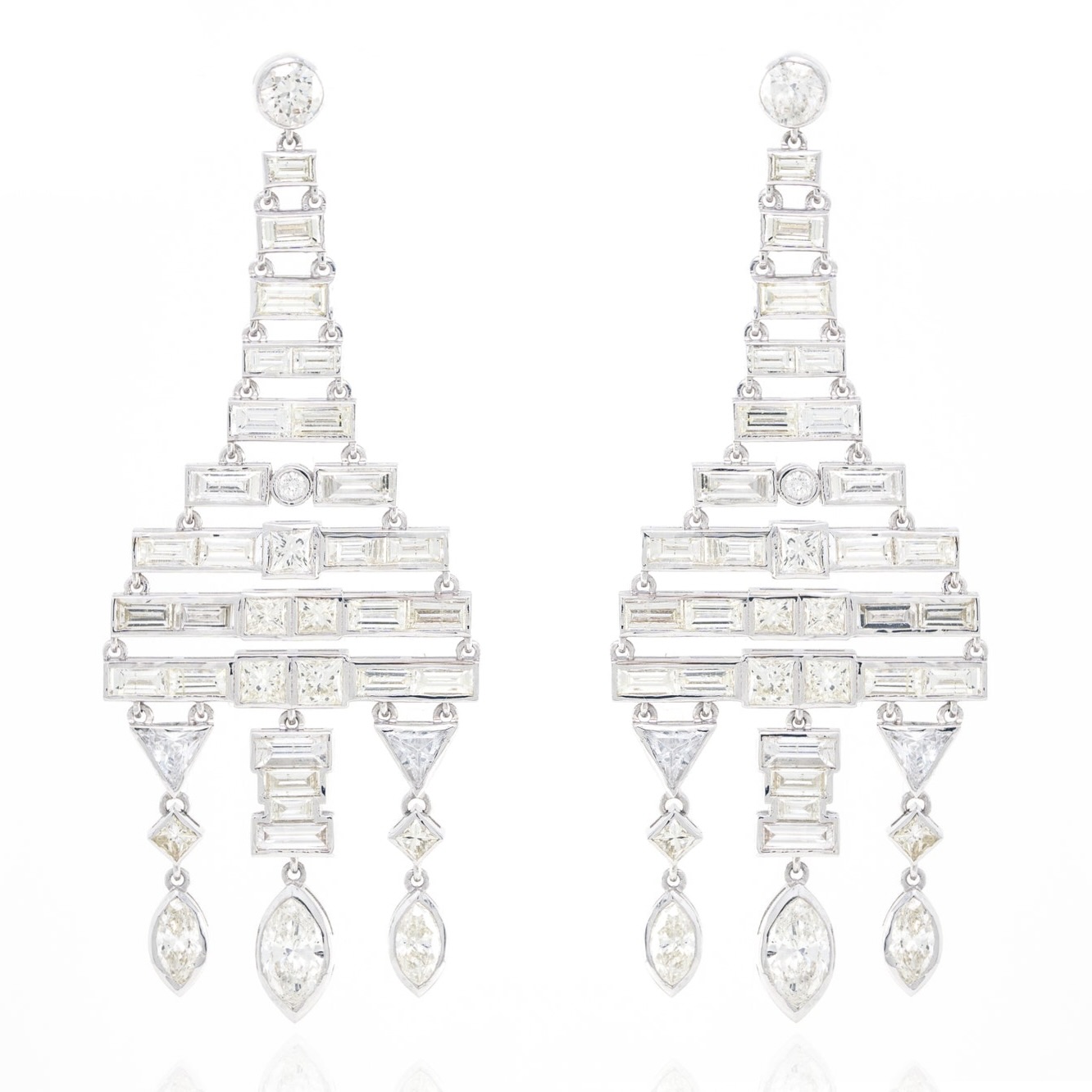 Art For Your Ears: A Guide to the Best Diamond Chandelier Earrings