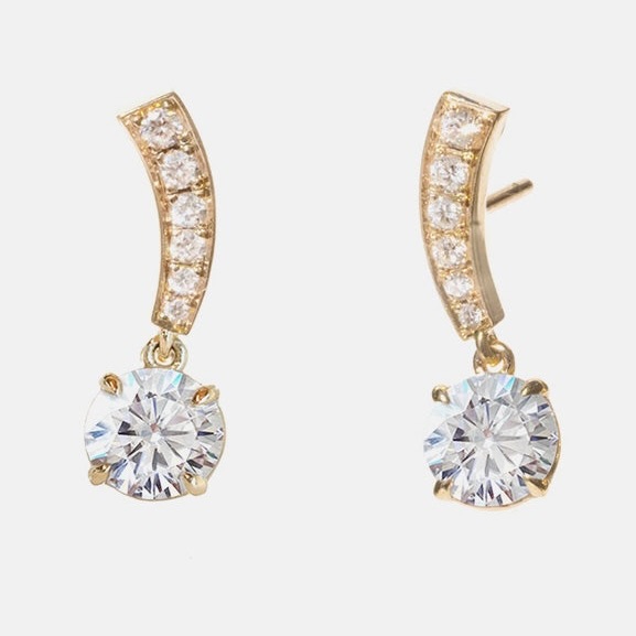 The Ultimate Guide to Diamond Drop Earrings