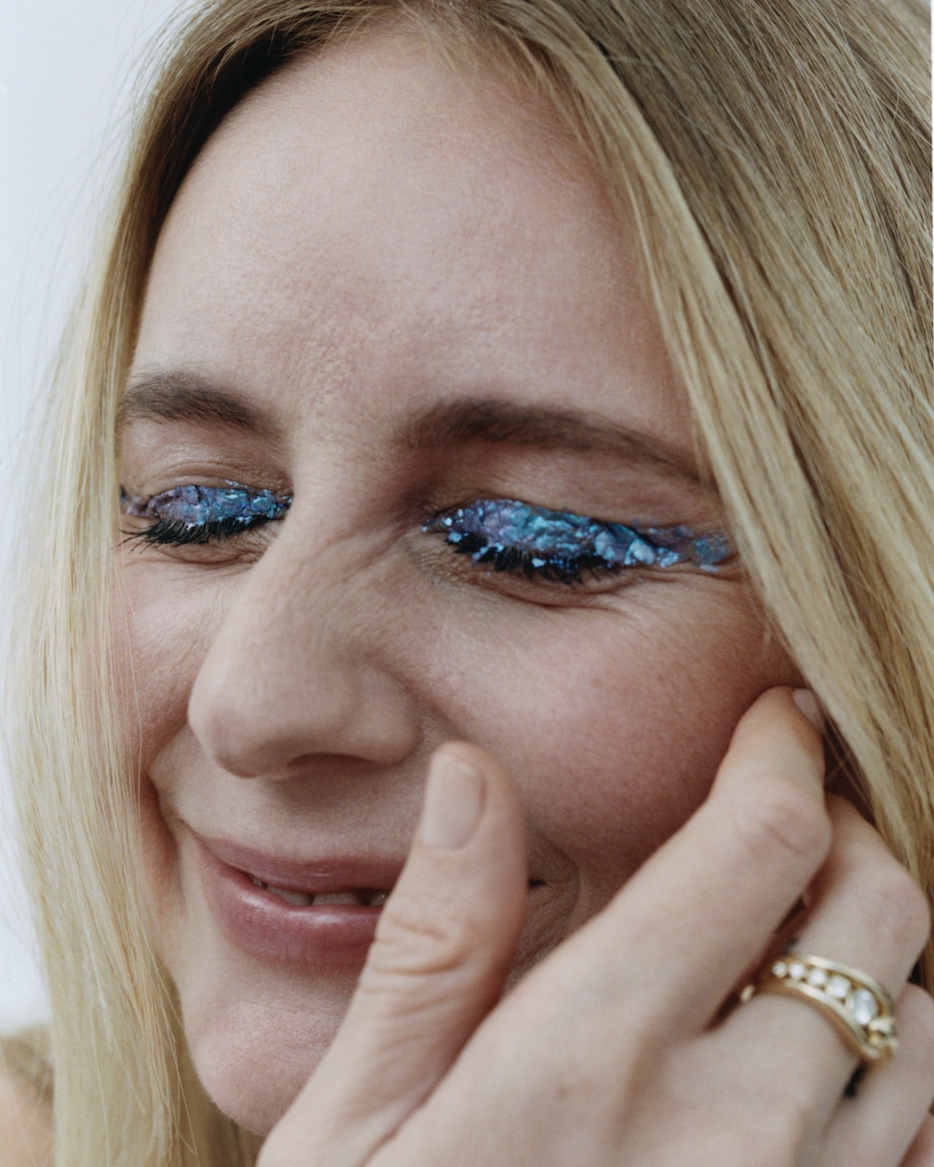 Nobody Needs This Actress Justine Lupe 