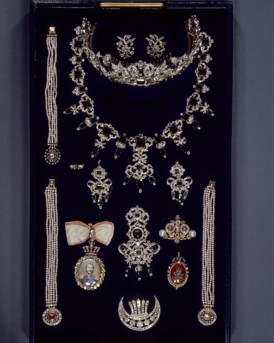 The Spectacular History of the Danish Crown Jewels