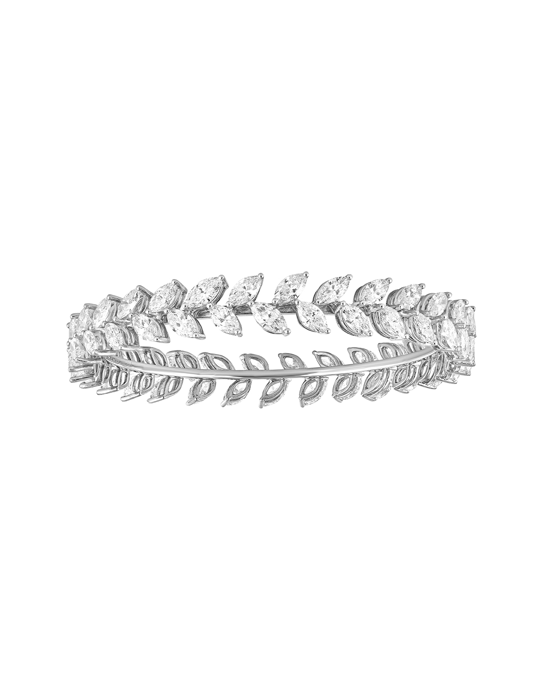 5 Real Diamond Jewellery Pieces That Promise to Become Future Heirlooms 30 Elegant & minimal Diamond Cuff design
