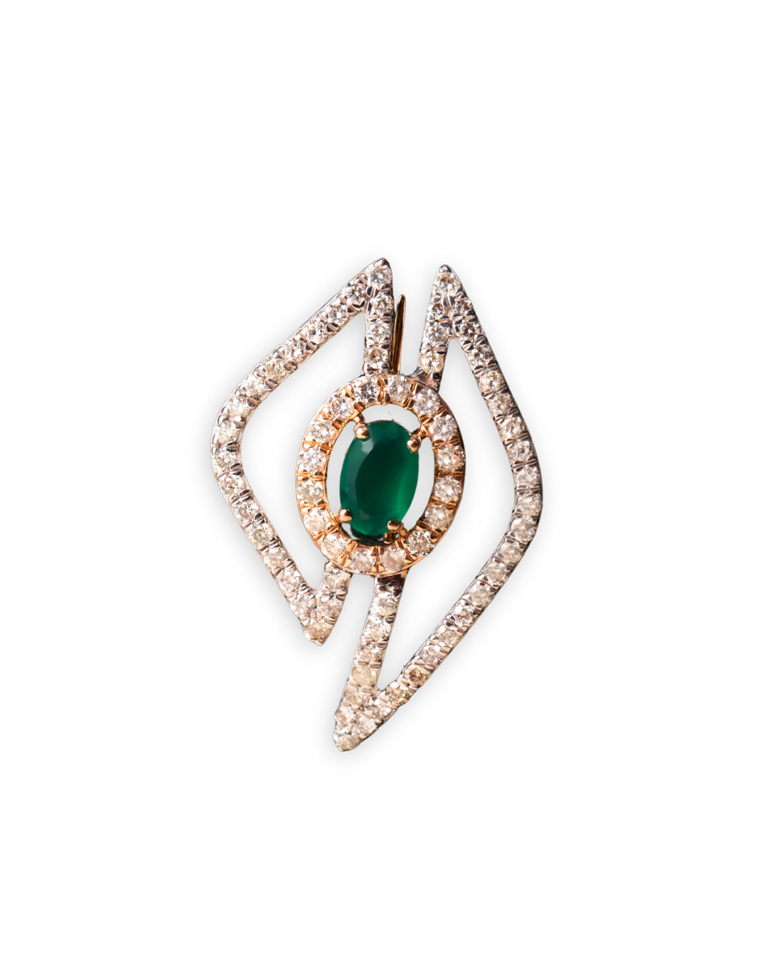 5 Real Diamond Jewellery Pieces That Promise to Become Future Heirlooms 4 Designer Diamond Brooch